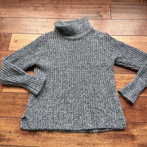 J.Crew Knit Sweater - Picture 1 of 1